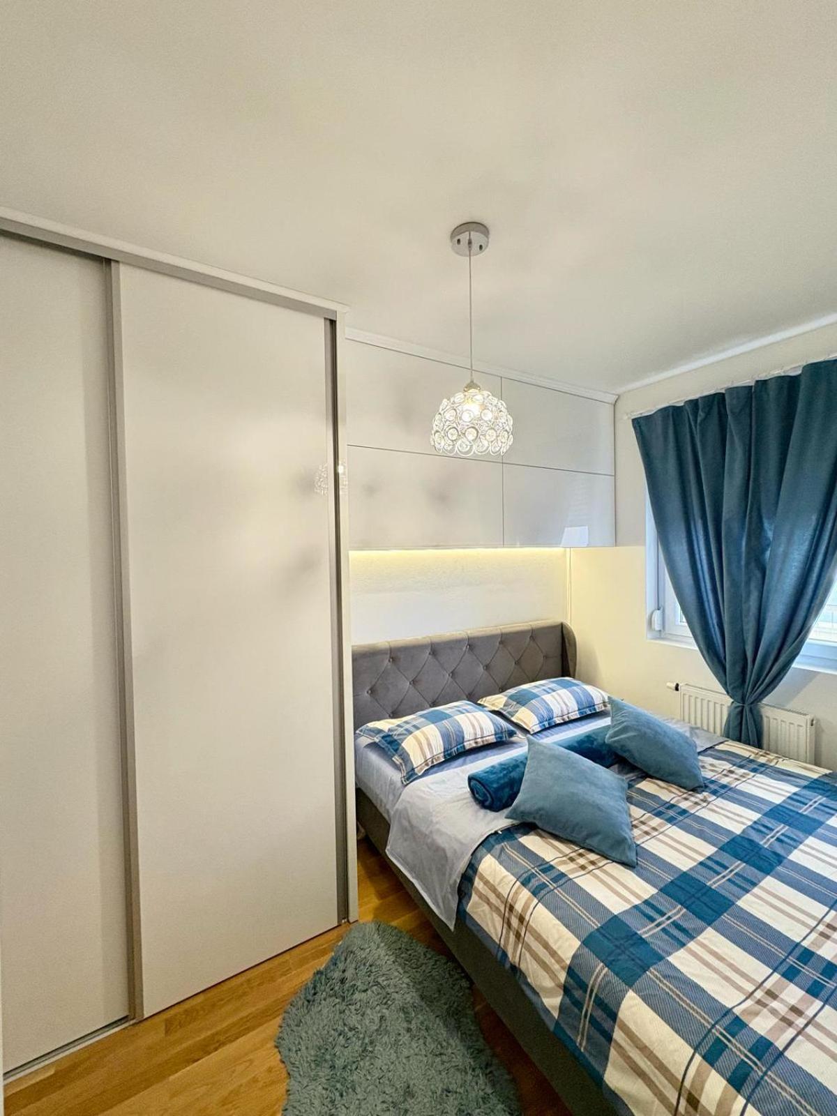 Apartment Sanja *